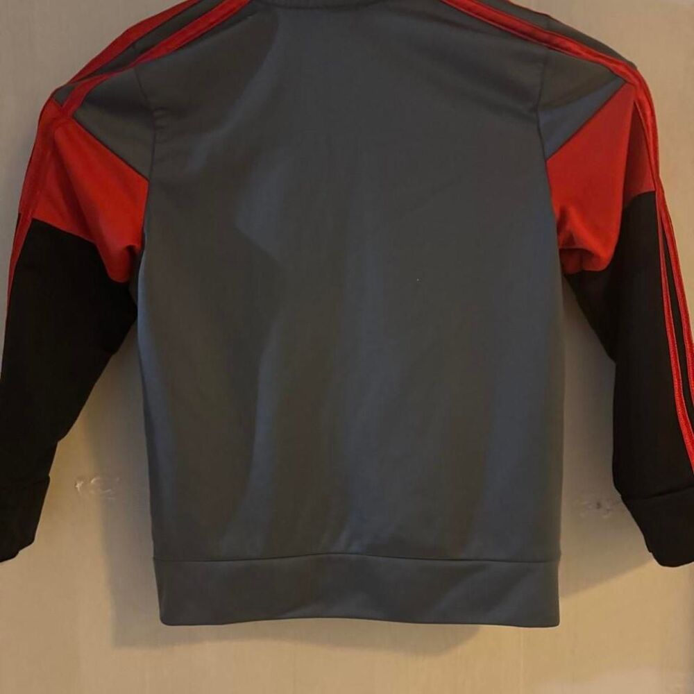 Adidas multi Jacket - Picture 2 of 3